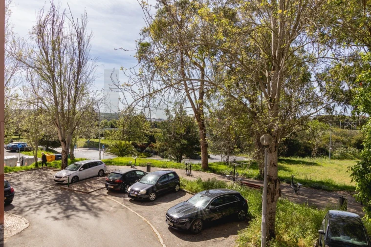 Apartamento T1 para Venda em Massamá e Monte Abraão Foto 21