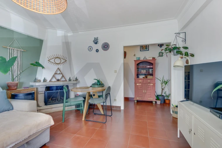 Apartamento T1 para Venda em Massamá e Monte Abraão Foto 3