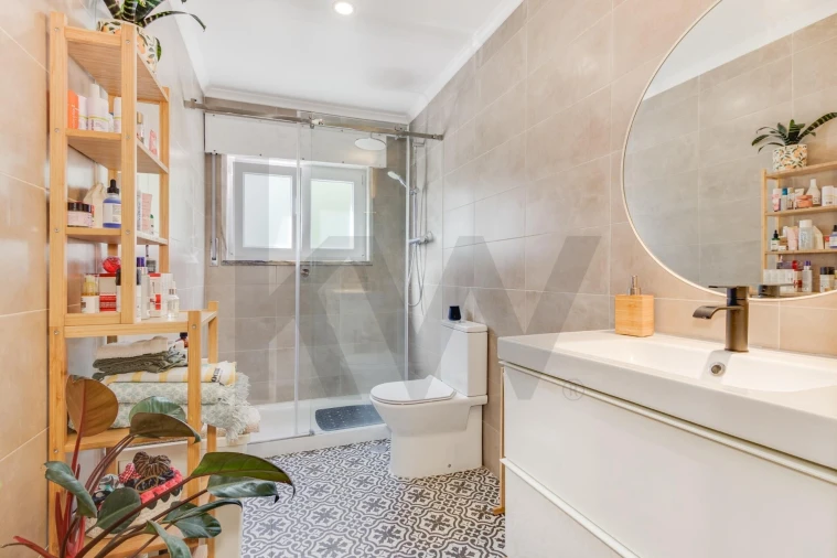 Apartamento T1 para Venda em Massamá e Monte Abraão Foto 14