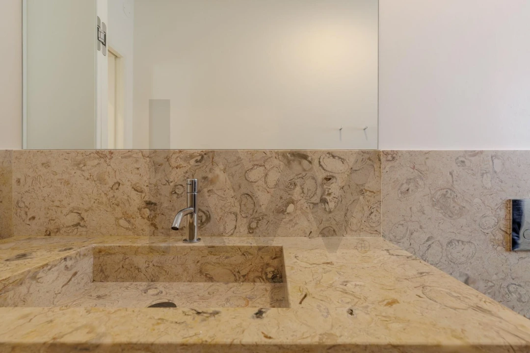 Apartamento T3 para Arrendamento em Alvalade Foto 14