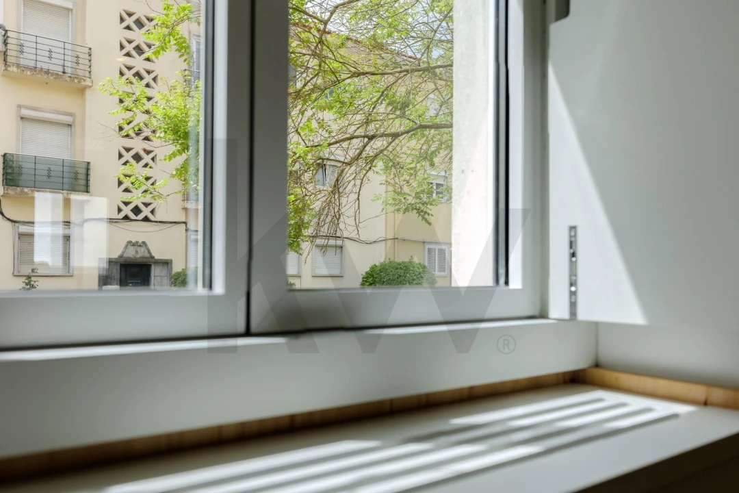 Apartamento T3 para Arrendamento em Alvalade Foto 23