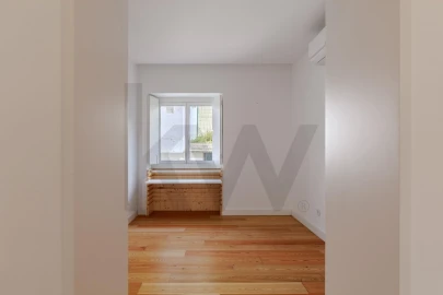 Apartamento T3 para Arrendamento em Alvalade