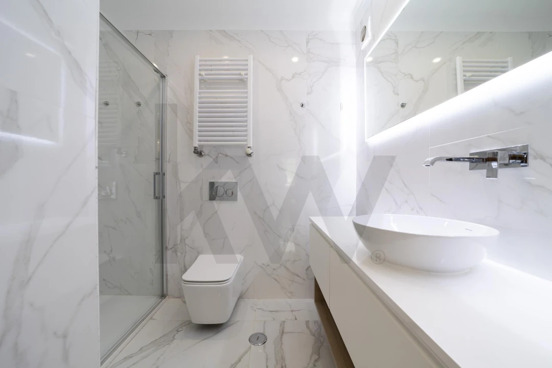 Apartamento T1 para Arrendamento em Mina de Água Foto 12