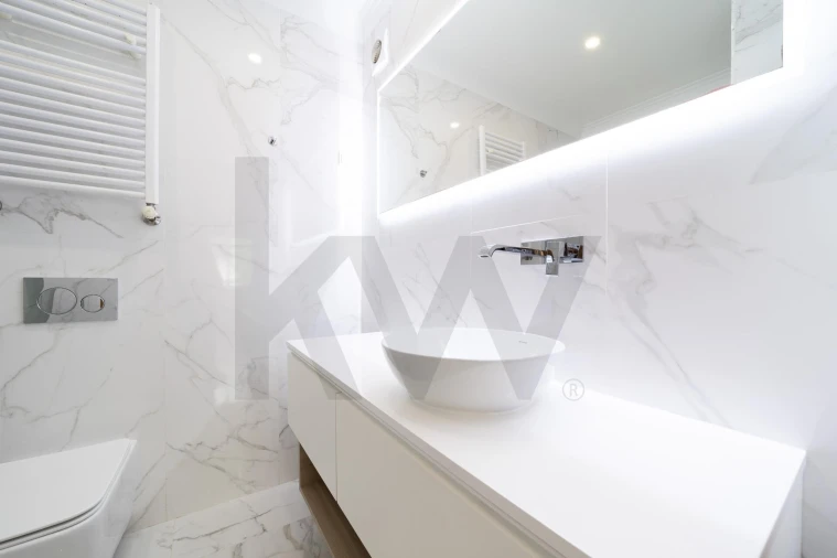 Apartamento T1 para Arrendamento em Mina de Água Foto 13