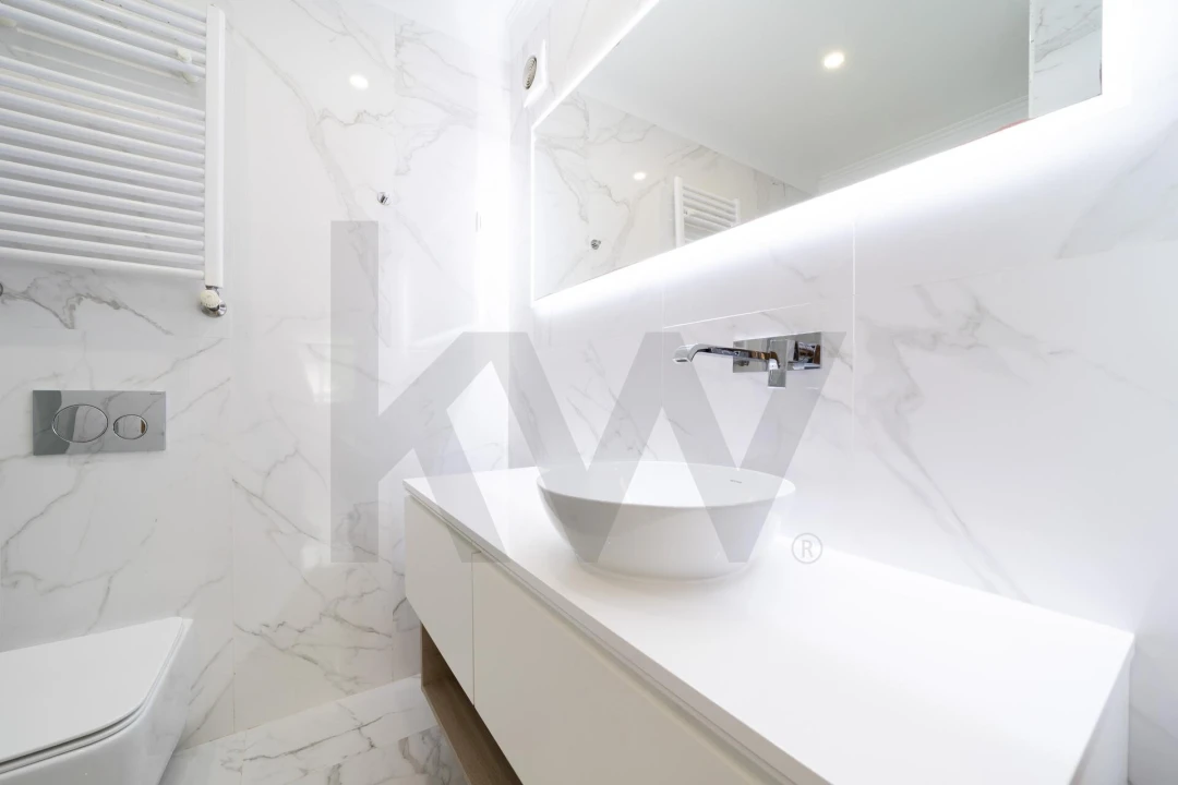 Apartamento T1 para Arrendamento em Mina de Água Foto 13