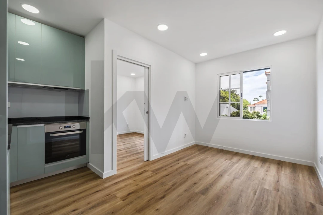 Apartamento T1 para Venda em São Martinho Foto 6