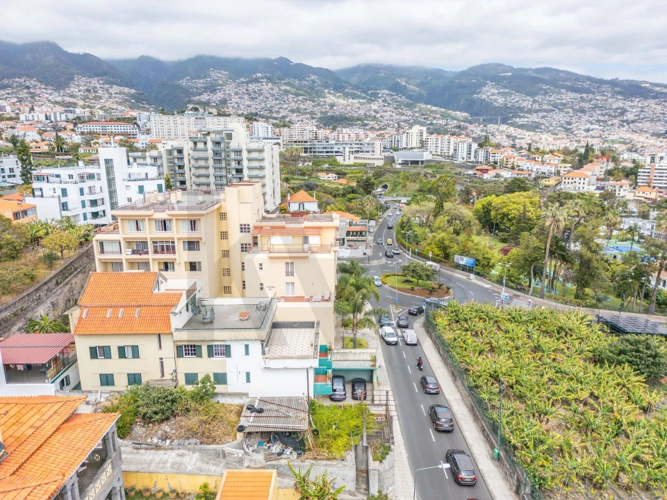 Apartamento T1 para Venda em São Martinho Foto 21
