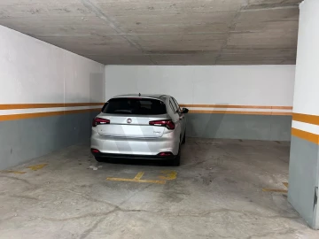 Garagem para Venda em São Martinho