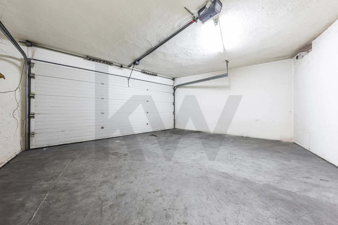 Moradia T3 para Arrendamento em Alcabideche Foto 26