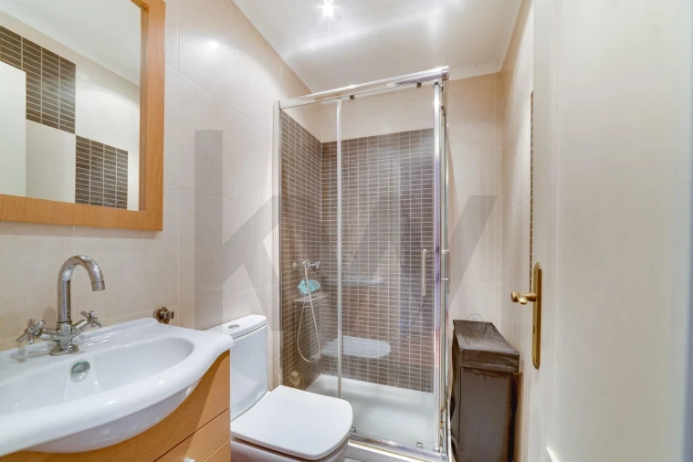 Apartamento T2 para Venda em Massamá e Monte Abraão Foto 9