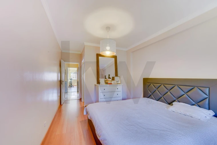 Apartamento T2 para Venda em Massamá e Monte Abraão Foto 7