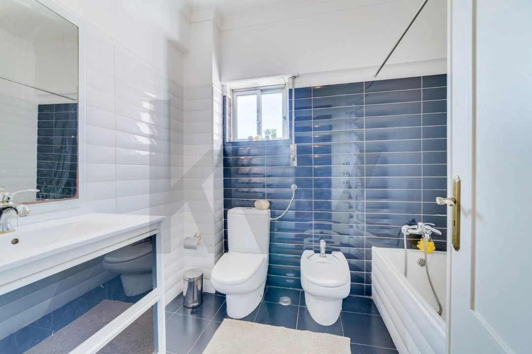 Apartamento T2 para Venda em Massamá e Monte Abraão Foto 12