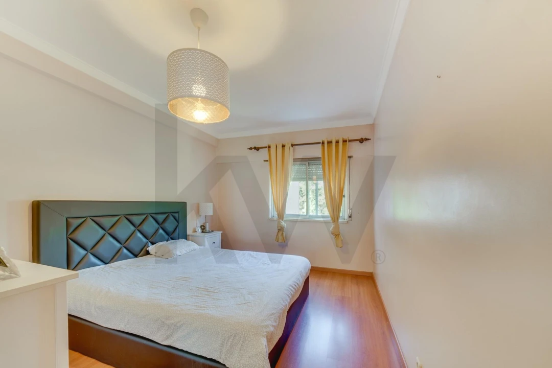 Apartamento T2 para Venda em Massamá e Monte Abraão Foto 6