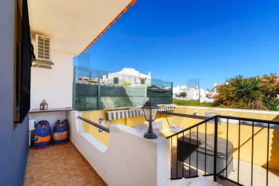 Moradia T3 para Arrendamento em Montenegro