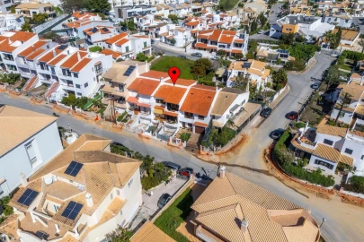 Moradia T3 para Arrendamento em Montenegro