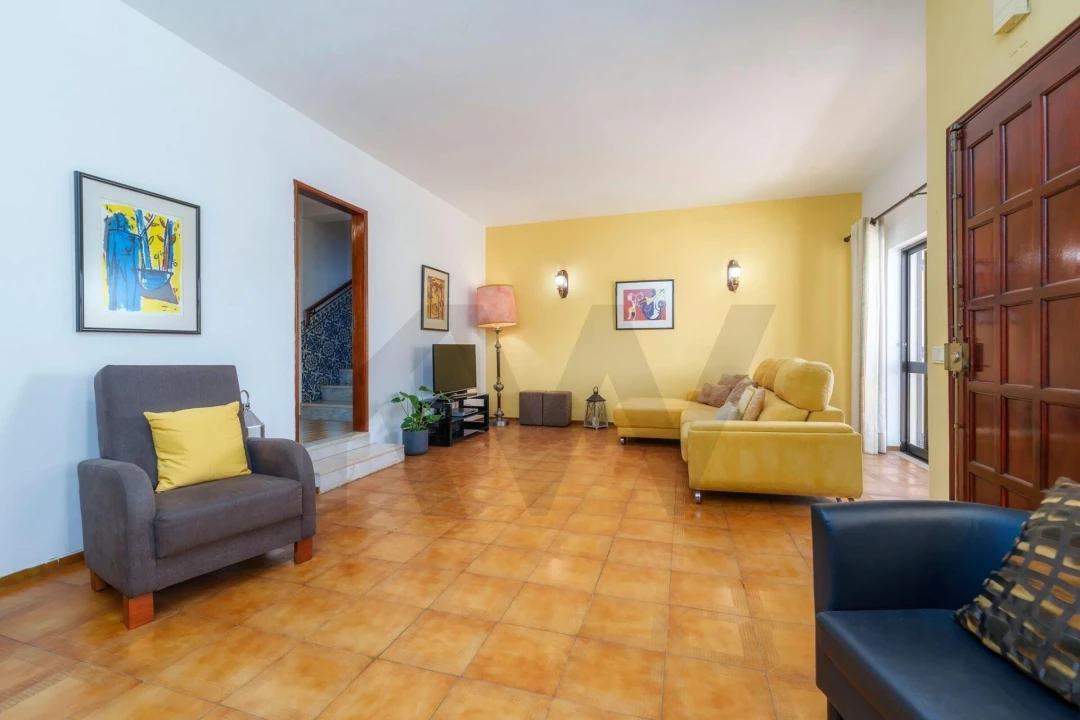 Moradia T3 para Arrendamento em Montenegro Foto 5