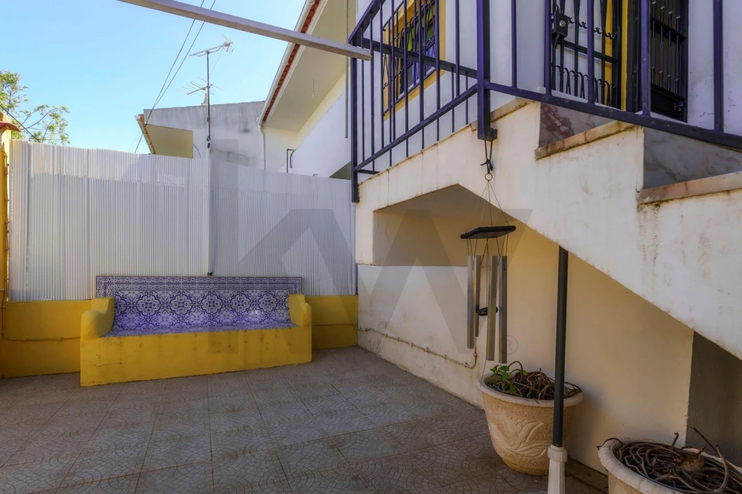 Moradia T3 para Arrendamento em Montenegro Foto 12