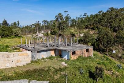 Terreno para Venda em Vilar de Mouros