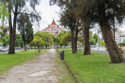 Apartamento T4 para Arrendamento em Areeiro