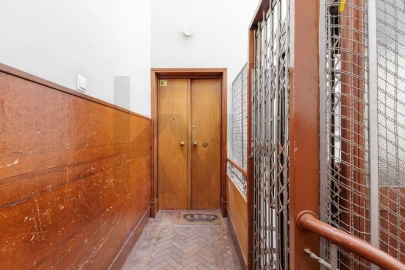 Apartamento T4 para Arrendamento em Areeiro