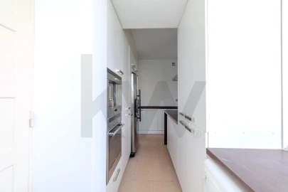 Apartamento T4 para Arrendamento em Areeiro