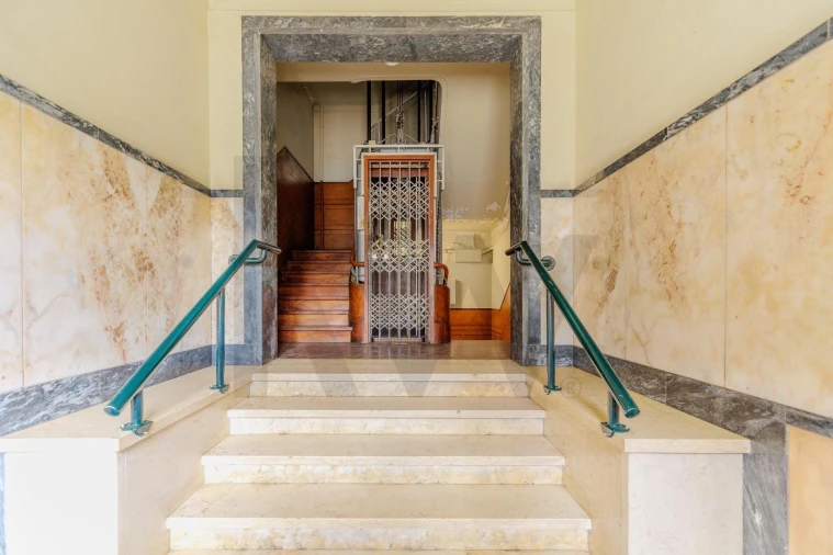 Apartamento T4 para Arrendamento em Areeiro Foto 37