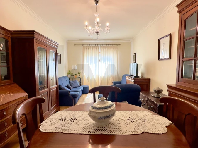 Apartamento T2 para Venda em São Domingos de Rana Foto 9