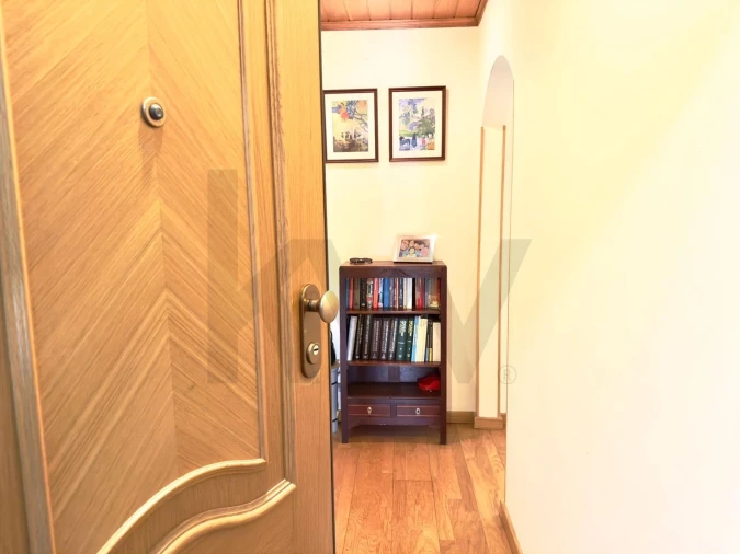 Apartamento T2 para Venda em São Domingos de Rana Foto 3