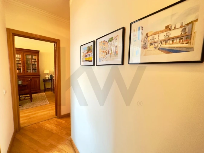 Apartamento T2 para Venda em São Domingos de Rana Foto 5