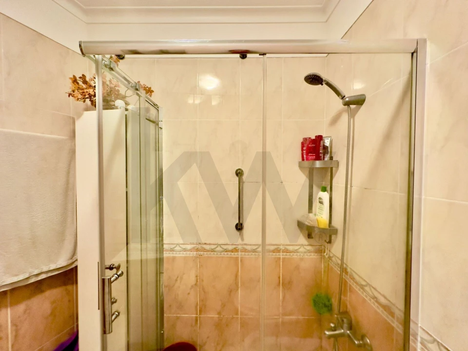 Apartamento T2 para Venda em São Domingos de Rana Foto 19