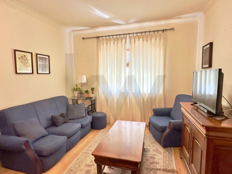 Apartamento T2 para Venda em São Domingos de Rana Foto 7