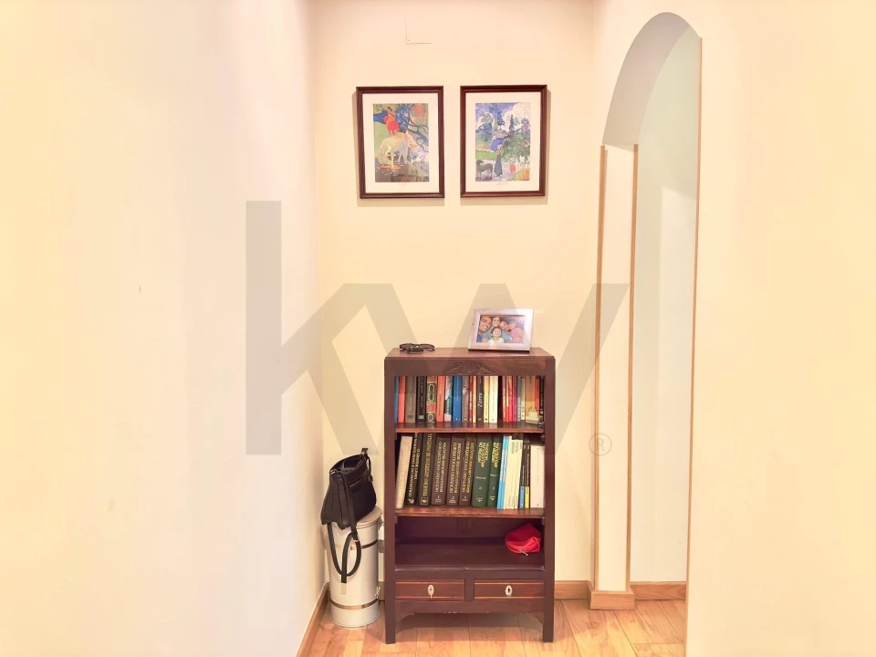 Apartamento T2 para Venda em São Domingos de Rana Foto 4