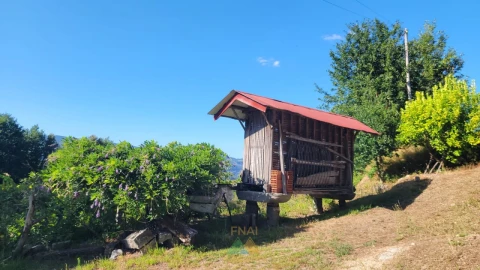 Moradia T3 para Venda em Beiral do Lima