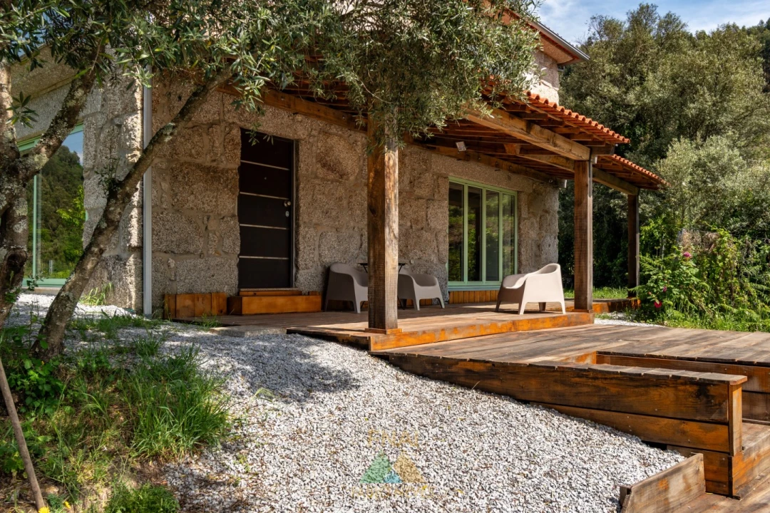 Moradia T3 para Venda em Caçarilhe e Infesta Foto 3