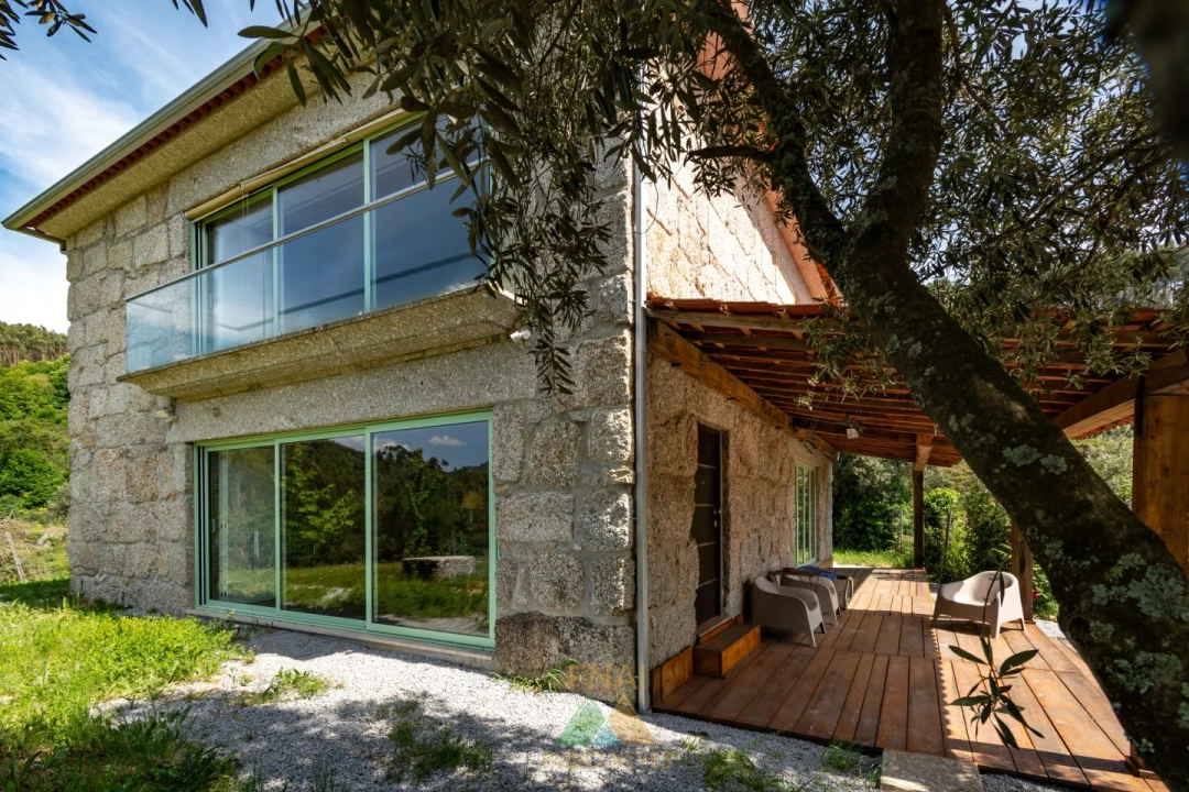 Moradia T3 para Venda em Caçarilhe e Infesta Foto 1