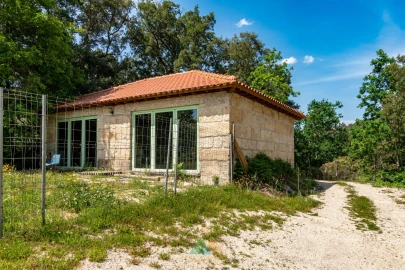 Moradia T3 para Venda em Caçarilhe e Infesta