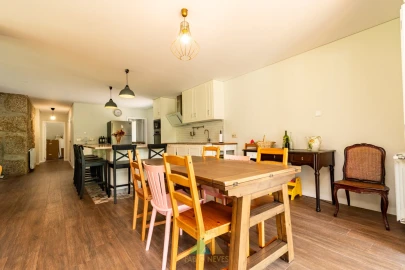 Moradia T3 para Venda em Caçarilhe e Infesta