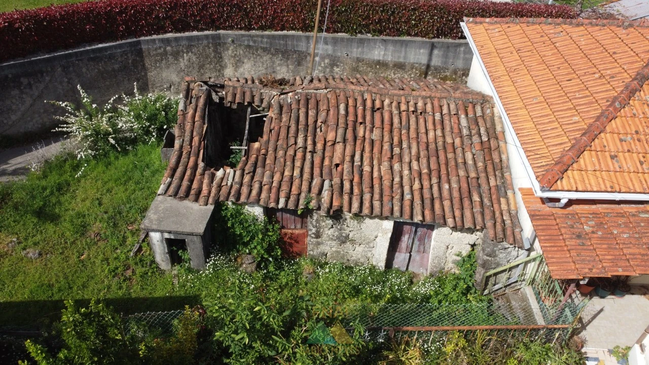 Moradia T1 para Venda em Sabadim Foto 6