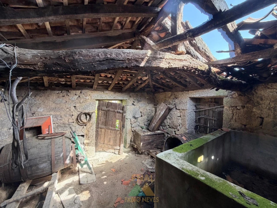 Moradia T1 para Venda em Sabadim Foto 15