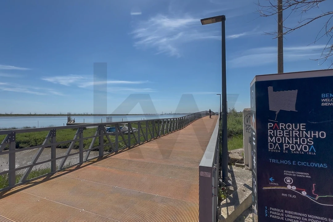 Apartamento T2 para Venda em Póvoa de Santa Iria e Forte da Casa Foto 25