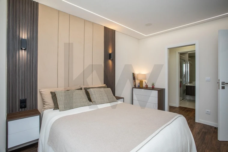 Apartamento T2 para Venda em Póvoa de Santa Iria e Forte da Casa Foto 18