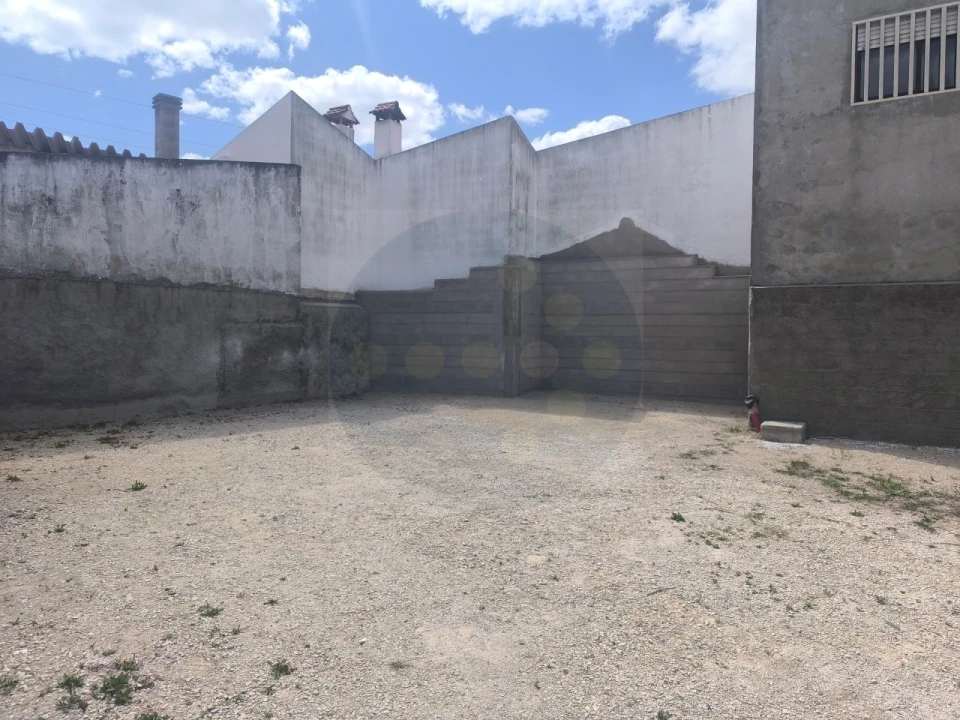 Moradia T2 para Venda em Pego Foto 9