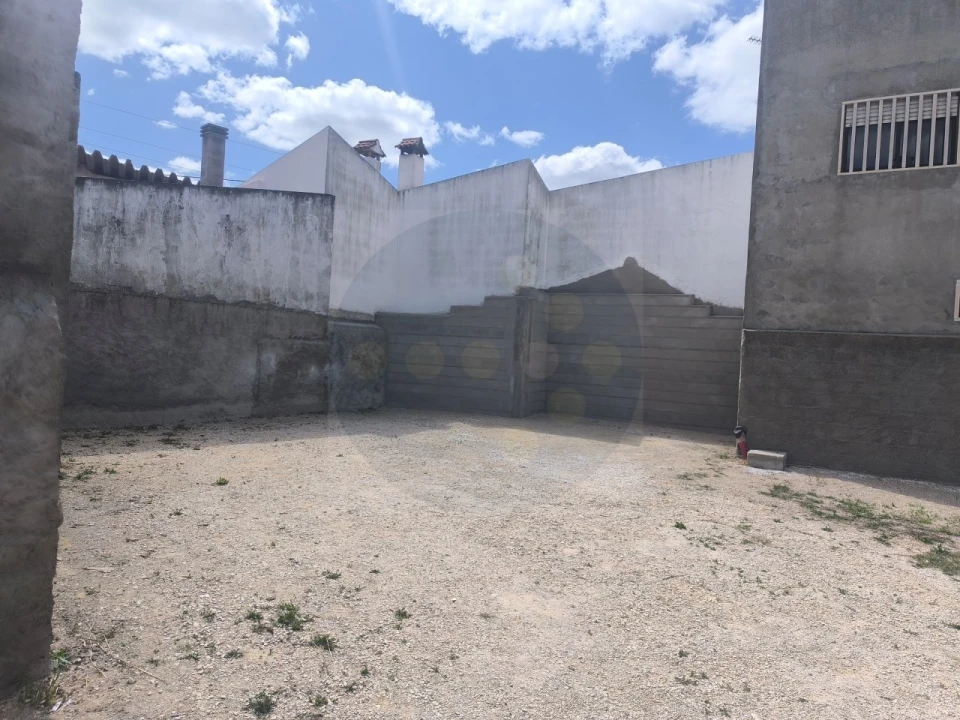 Moradia T2 para Venda em Pego Foto 10