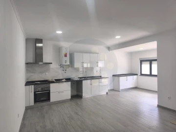 Moradia T2 para Venda em Pego