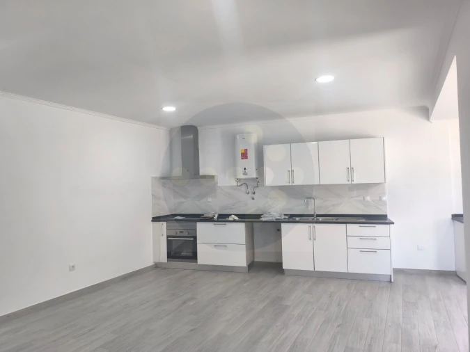 Moradia T2 para Venda em Pego Foto 2