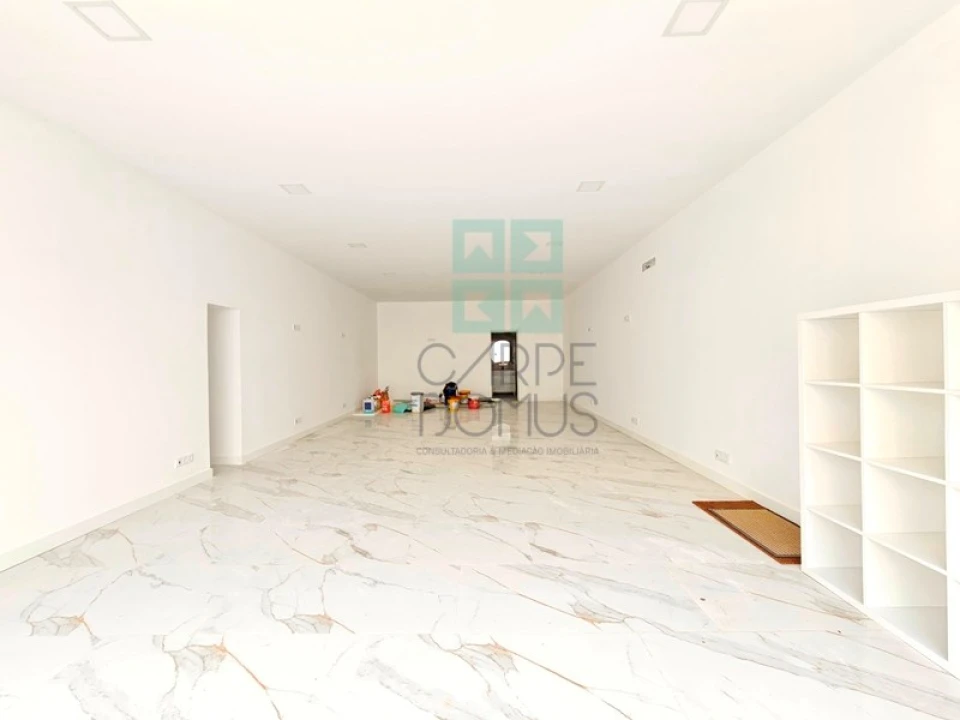 Loja para Venda em Carcavelos e Parede Foto 8