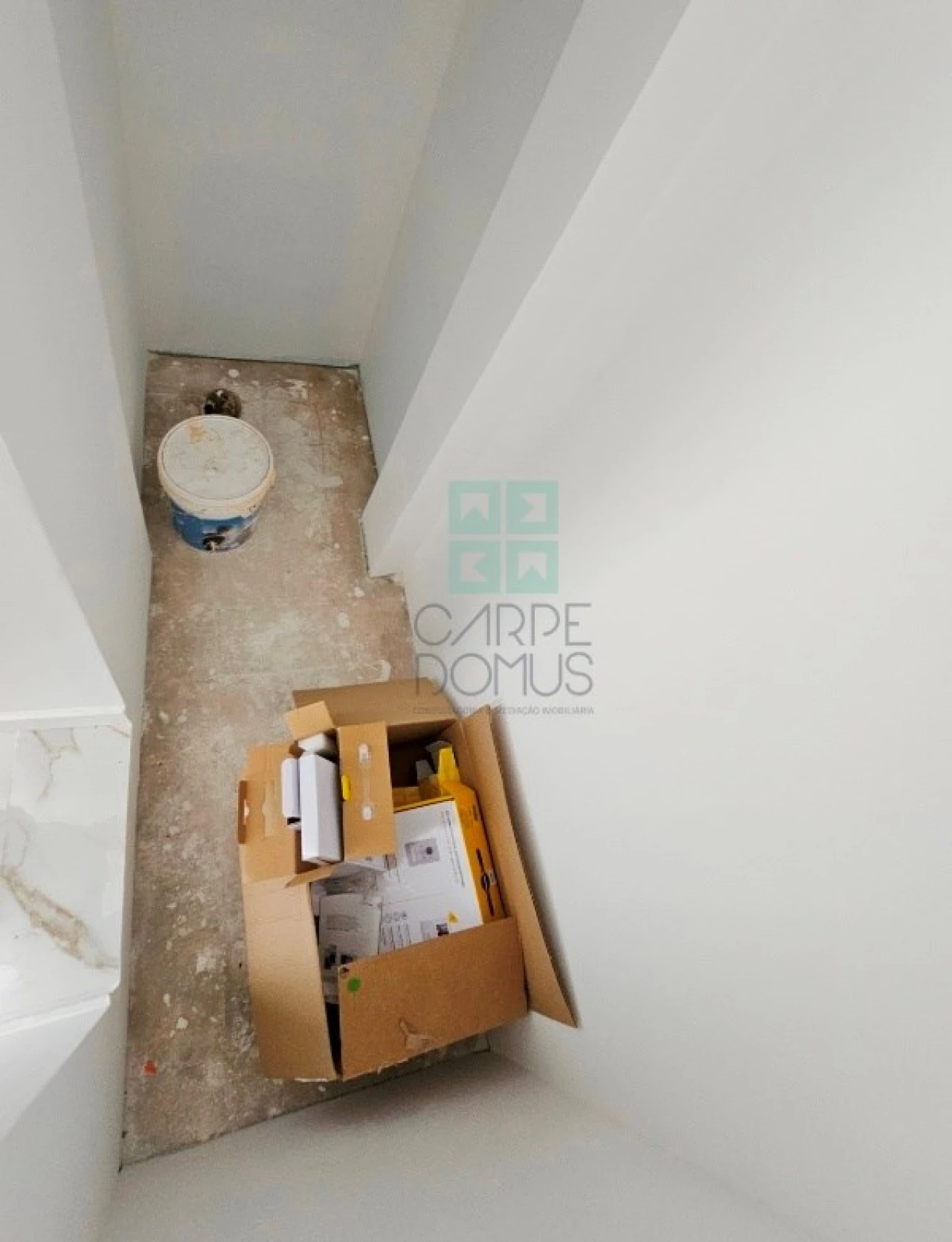 Loja para Venda em Carcavelos e Parede Foto 9