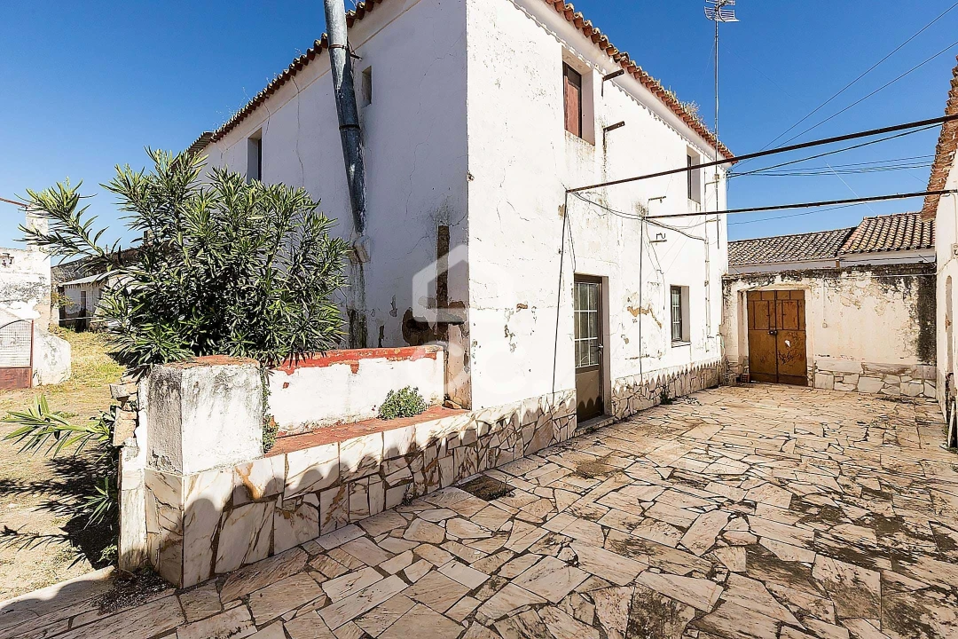 Moradia T4 para Venda em Amareleja Foto 41