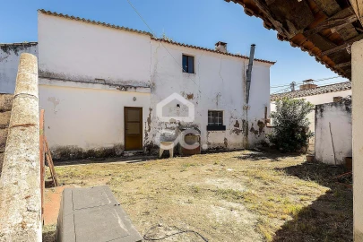 Moradia T4 para Venda em Amareleja