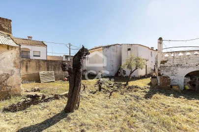 Moradia T4 para Venda em Amareleja